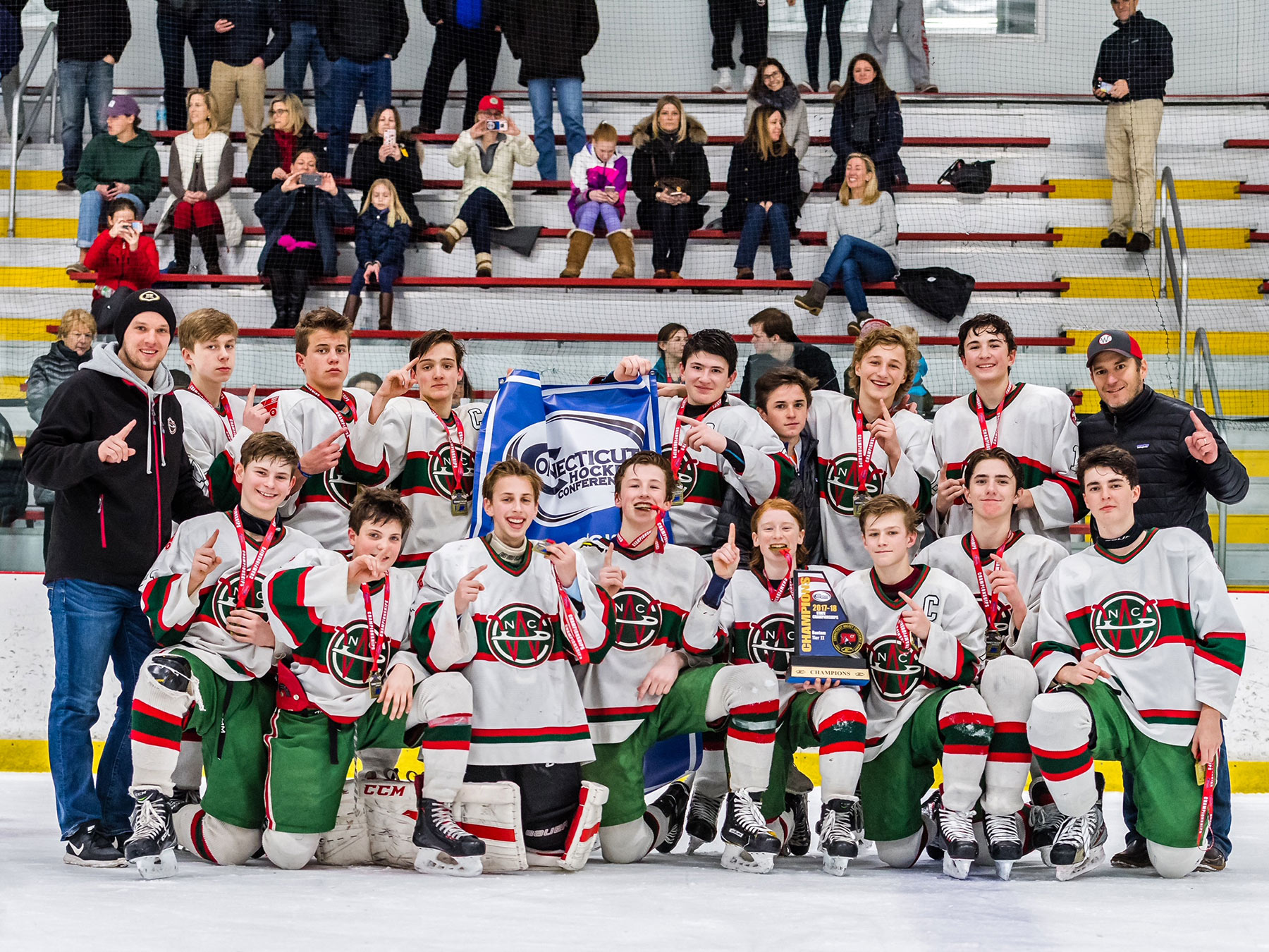 new-canaan-winter-club-ice-hockey-figure-skating